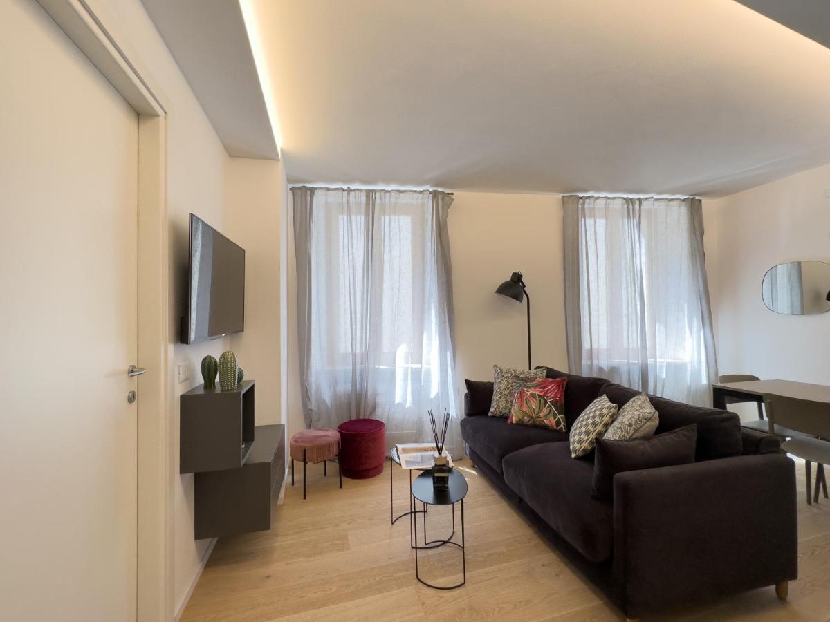 Pieno Centro Storico Nuovo Appartamento "Sarpi" Udine Exterior foto